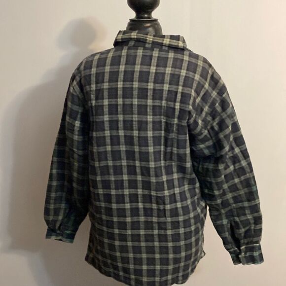 Outdoor Lifestyle Wilderness Green plaid button-down shirt, size Medium - Picture 2 of 3